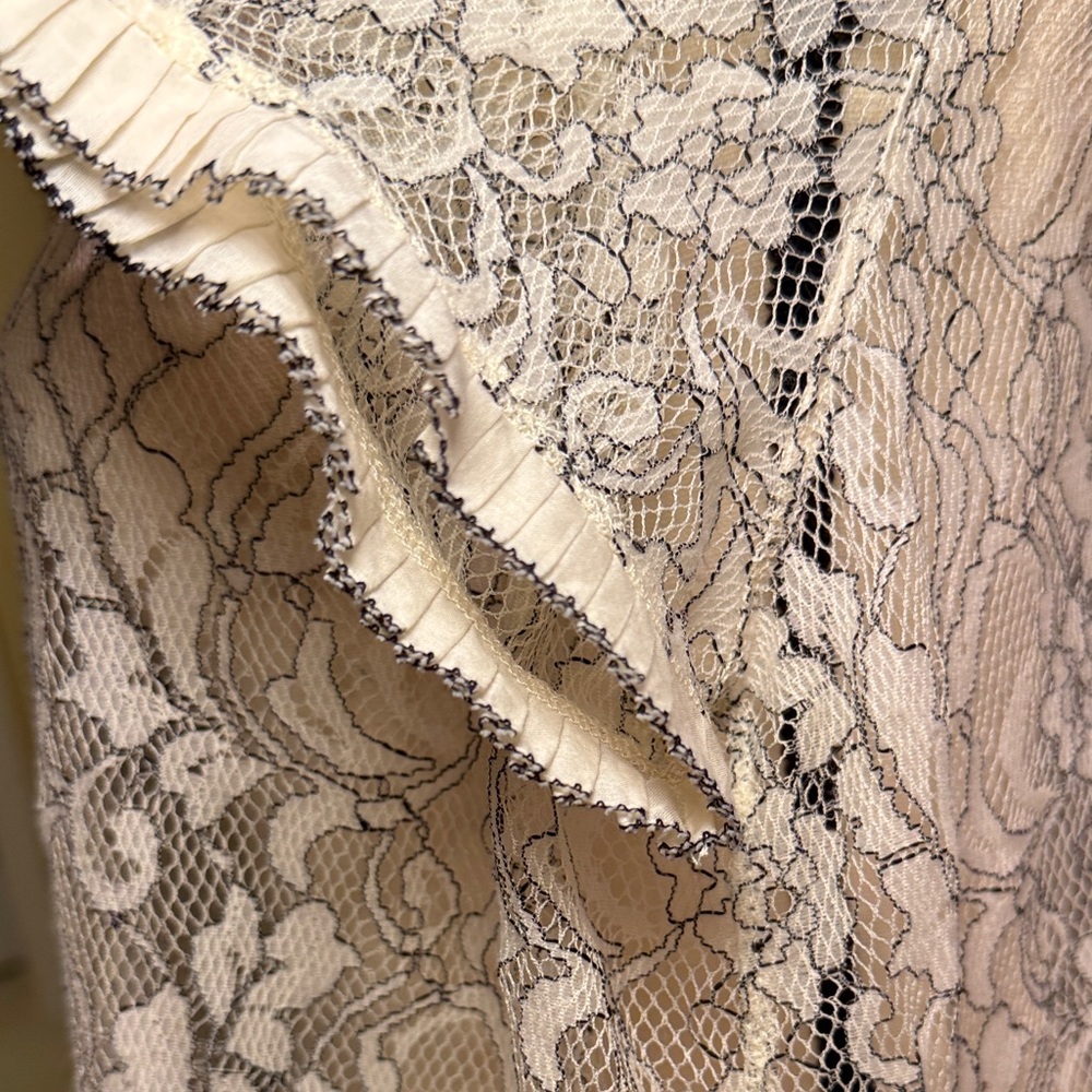 LOFT Cream Lace Blouse - Picture 13 of 16